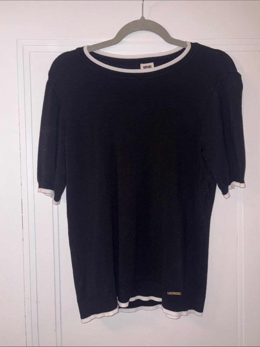Women’s Anne Klein Black Short-Sleeve Sweater with White Trim